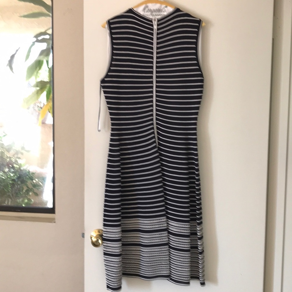 Oscar de la Renta dress - Picture 2 of 6